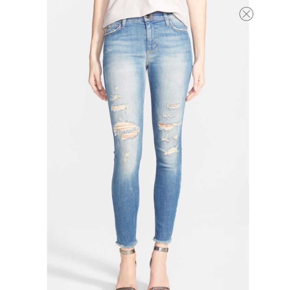 LIKE NEW Distressed Joe’s Jeans